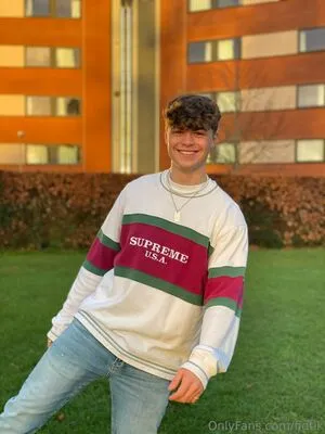 Fidtik OnlyFans Leaked Free Thumbnail Picture - #0Havfi9UoG
