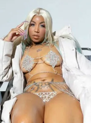 Figgmunity OnlyFans Leaked Free Thumbnail Picture - #WTIDoLlYBo