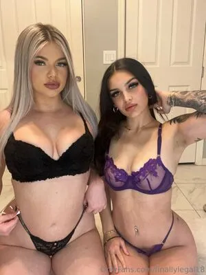 Finallylegal18 OnlyFans Leaked Free Thumbnail Picture - #2pmFI7h9xh