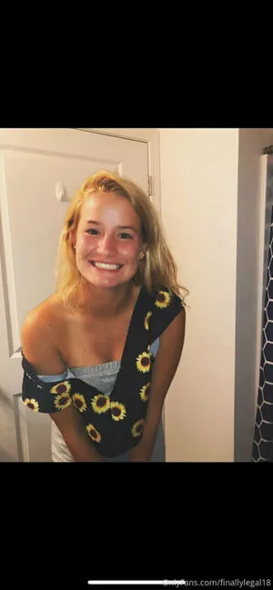 Finallylegal18 OnlyFans Leaked Free Thumbnail Picture - #LzOLlgXh18