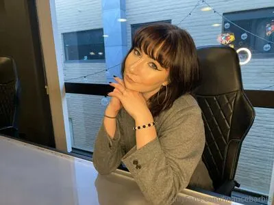 Financebarbie OnlyFans Leaked Free Thumbnail Picture - #rDsRIQKjy3
