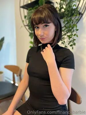 Financebarbie OnlyFans Leaked Free Thumbnail Picture - #z7mIc1dIBQ