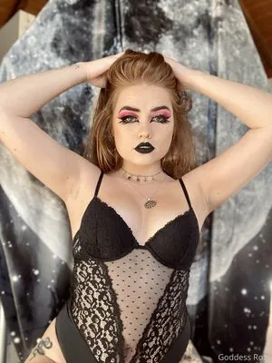 Findomroxy1 OnlyFans Leaked Free Thumbnail Picture - #o85ceh4j9c