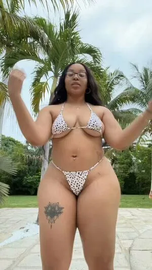 Fineshitseni OnlyFans Leaked Free Thumbnail Picture - #ETqxXTTapK