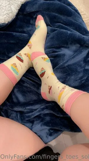 Fingers Toes Soles Free OnlyFans Leaked Free Thumbnail Picture - #8fcarezCz7