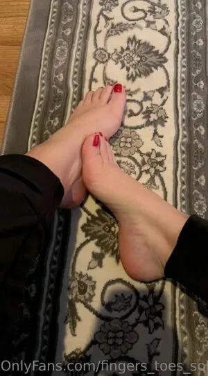 Fingers Toes Soles Free OnlyFans Leaked Free Thumbnail Picture - #KamBOwNzMj