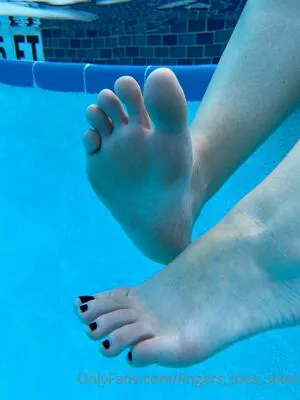 Fingers Toes Soles OnlyFans Leaked Free Thumbnail Picture - #QzvczAsAPD