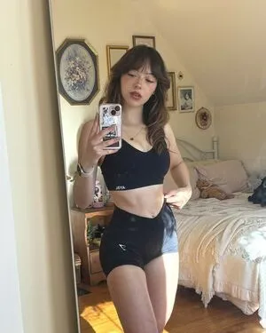 Finseaa OnlyFans Leaked Free Thumbnail Picture - #1glH51YzM1