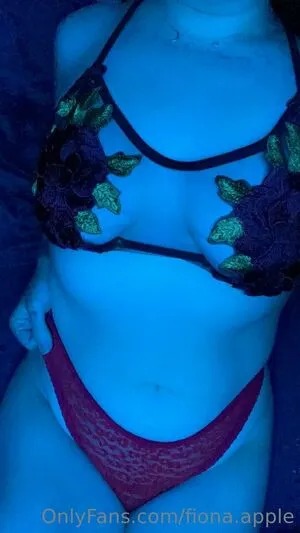 Fiona Apple OnlyFans Leaked Free Thumbnail Picture - #gw5c8joFQe