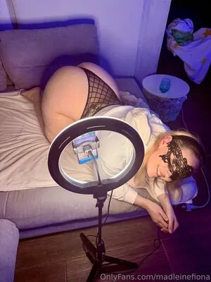 Fiona Hotwife Free OnlyFans Leaked Free Thumbnail Picture - #7fvOIqIRgb