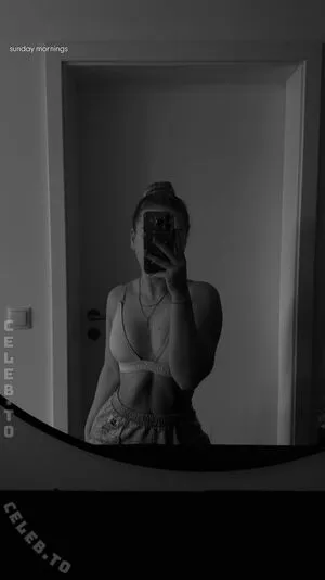 Fiona Kaiser OnlyFans Leaked Free Thumbnail Picture - #4Ow9WTFMrk