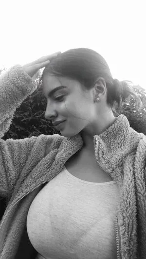 Fiona OnlyFans Leaked Free Thumbnail Picture - #ApACJ9xjG8