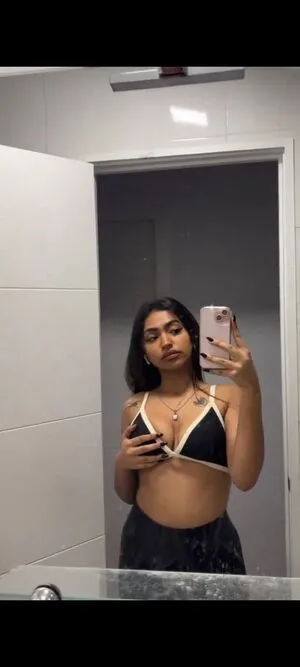 Fionee OnlyFans Leaked Free Thumbnail Picture - #HivLeazIeA