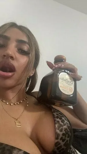 Fionee OnlyFans Leaked Free Thumbnail Picture - #e2fbvybKvi