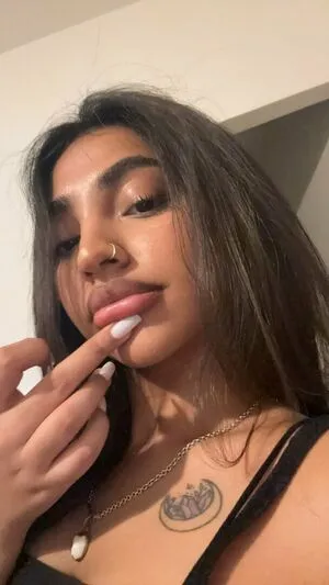Fionee OnlyFans Leaked Free Thumbnail Picture - #fEWBbS6vua