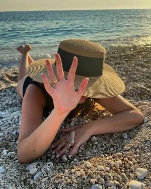 Fiori Dardha OnlyFans Leaked Free Thumbnail Picture - #z6aM0es6Rc