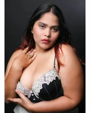 Fire Fly OnlyFans Leaked Free Thumbnail Picture - #MeErcXeFq7