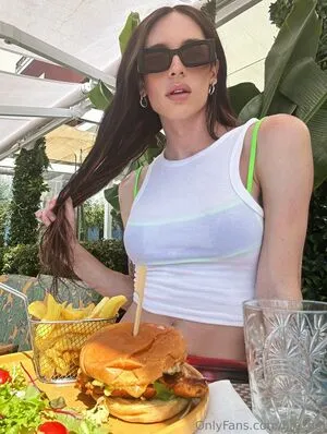 Fire Gal OnlyFans Leaked Free Thumbnail Picture - #6FmD5It1PO