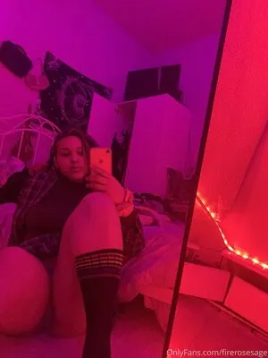 Firerosesage OnlyFans Leaked Free Thumbnail Picture - #OzgqGFvv5Q