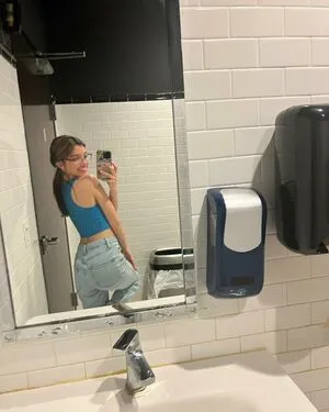 Fishtanklive OnlyFans Leaked Free Thumbnail Picture - #QSCXwR2OFA