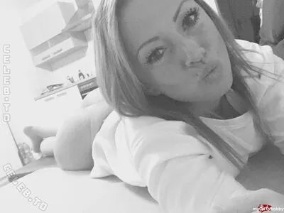 Fit Larissa OnlyFans Leaked Free Thumbnail Picture - #C9RF85aF3E