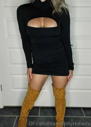 FitandFlirtyHotwife OnlyFans Leaked Free Thumbnail Picture - #KwWVb40yh0