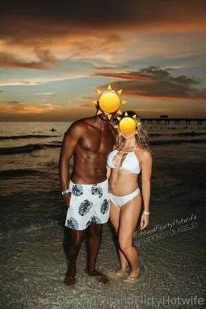 FitandFlirtyHotwife OnlyFans Leaked Free Thumbnail Picture - #hrDTo5FBI1