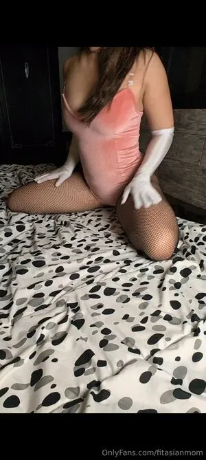 Fitasianmom OnlyFans Leaked Free Thumbnail Picture - #0BqBUAgjDd