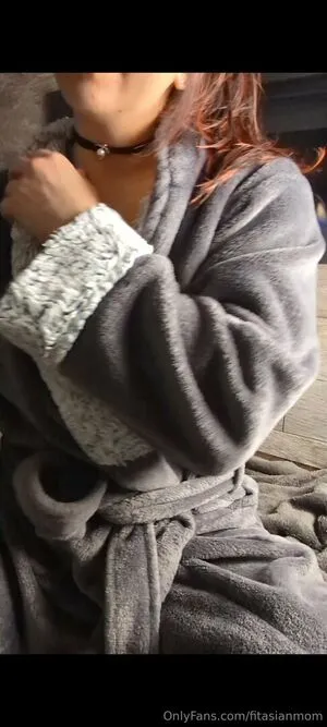 Fitasianmom OnlyFans Leaked Free Thumbnail Picture - #gtzQKboq64