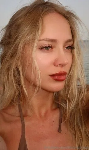 Fitblonde Liza OnlyFans Leaked Free Thumbnail Picture - #ADJkakazJK
