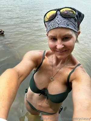 Fitcountryclassy OnlyFans Leaked Free Thumbnail Picture - #E1X30EwVdp