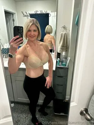 Fitcountryclassy OnlyFans Leaked Free Thumbnail Picture - #IAUJLnt3wI