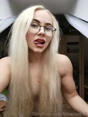 Fitkacenka2 OnlyFans Leaked Free Thumbnail Picture - #ii28KN9DEU