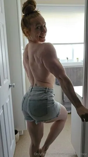 Fitlittleredheadfree OnlyFans Leaked Free Thumbnail Picture - #VVYWfVv9Qx