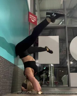 Fitmodelmum OnlyFans Leaked Free Thumbnail Picture - #3cOb0DAwi1