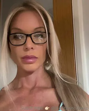 Fitmodelmum OnlyFans Leaked Free Thumbnail Picture - #aXTVomPHoK