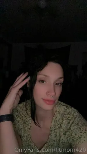 Fitmom420 OnlyFans Leaked Free Thumbnail Picture - #iQP1X9QrAw