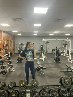 Fitmom420 OnlyFans Leaked Free Thumbnail Picture - #osWzPPOOq4