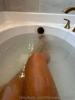 Fitmomnextdoor OnlyFans Leaked Free Thumbnail Picture - #kohHz7vJXg