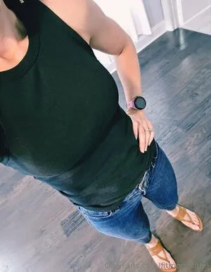 Fitmomwith3 OnlyFans Leaked Free Thumbnail Picture - #8KxGvrNUth