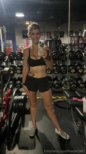 Fitwife1983 OnlyFans Leaked Free Thumbnail Picture - #ruGv2QcW4b