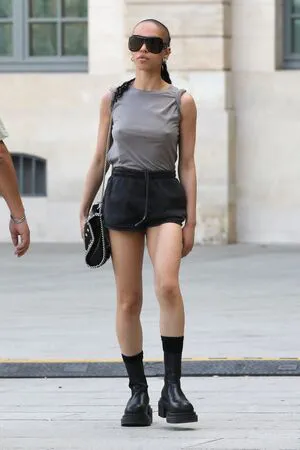 Fka Twigs OnlyFans Leaked Free Thumbnail Picture - #1fKNim5NcS