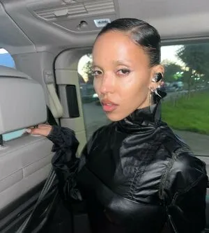 Fka Twigs OnlyFans Leaked Free Thumbnail Picture - #3JY3gaUMz5