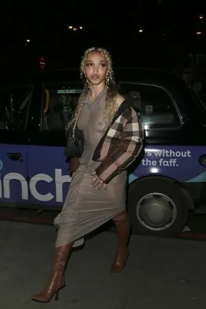 Fka Twigs OnlyFans Leaked Free Thumbnail Picture - #3kAGSJlOuE