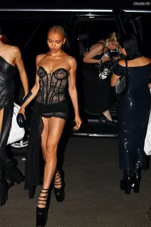 Fka Twigs OnlyFans Leaked Free Thumbnail Picture - #DKIQVuCrsx