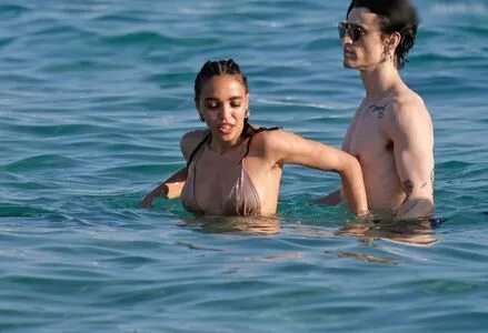 Fka Twigs OnlyFans Leaked Free Thumbnail Picture - #WwsEWbQnev