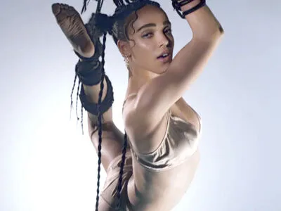 Fka Twigs OnlyFans Leaked Free Thumbnail Picture - #bkSVhZocmR