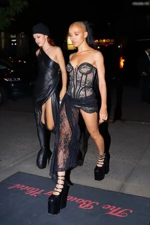 Fka Twigs OnlyFans Leaked Free Thumbnail Picture - #dQbQUCECD4