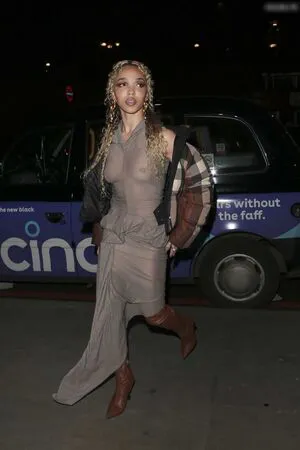 Fka Twigs OnlyFans Leaked Free Thumbnail Picture - #egWF61Uzg9