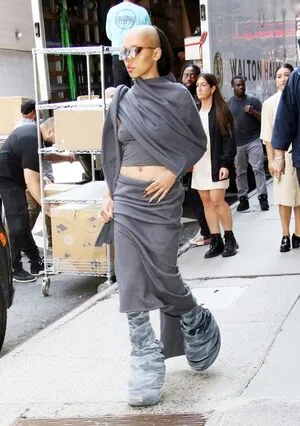 Fka Twigs OnlyFans Leaked Free Thumbnail Picture - #flfFIAbaC9